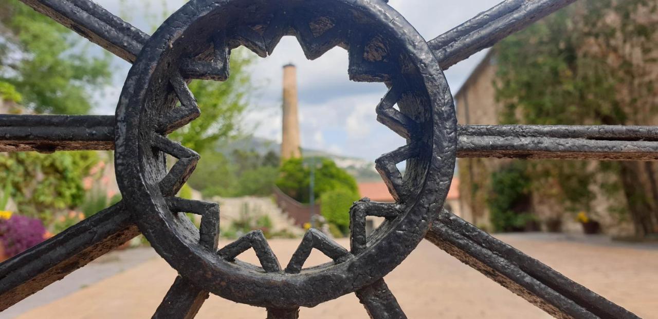 Hotel Rural A Velha Fabrica Valverde del Fresno Dış mekan fotoğraf